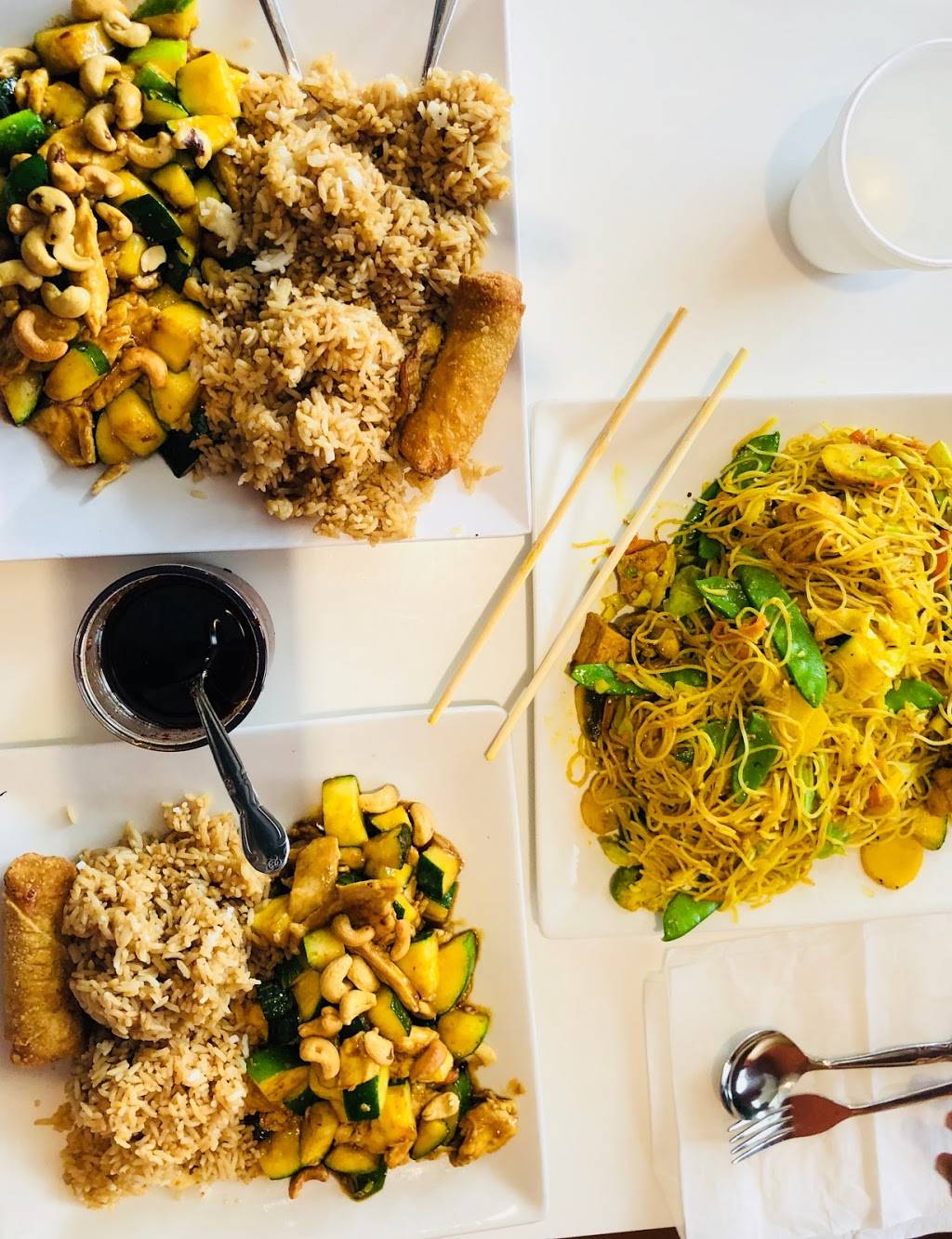 Lovers Egg Roll | restaurant | 3020 Mockingbird Ln, Dallas, TX 75205, USA | 2143689494 OR +1 214-368-9494