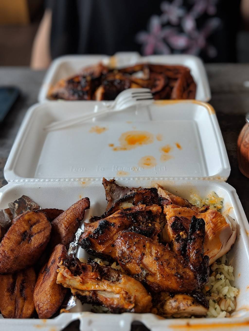 Pili Pili Grilled Chicken | restaurant | 205 Dalhousie St, Ottawa, ON K1N 7C9, Canada | 6136957404 OR +1 613-695-7404