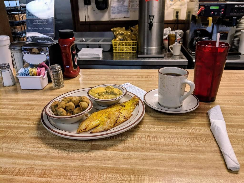 Southern Restaurant | restaurant | 7714 Hixson Pike, Hixson, TN 37343, USA | 4238425649 OR +1 423-842-5649