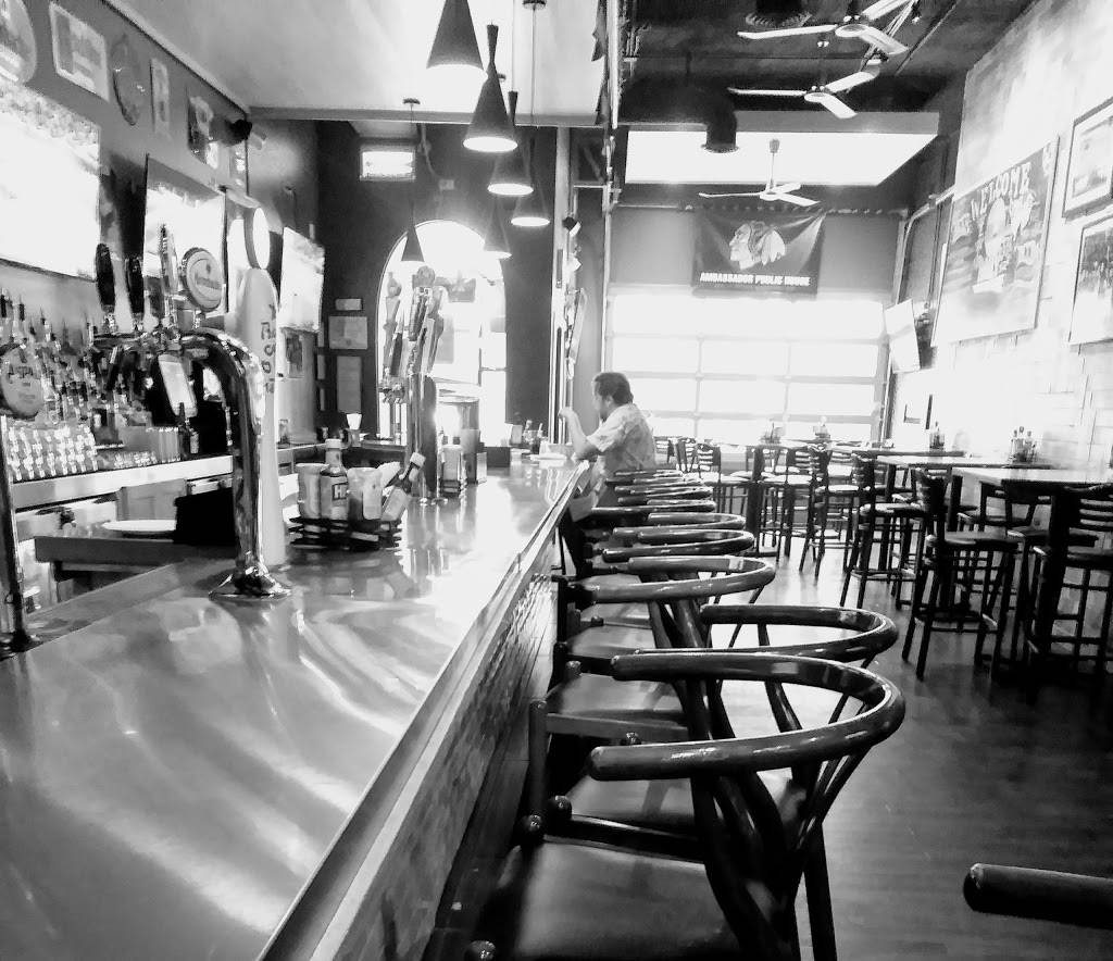 The Ambassador Public House | restaurant | 310 S Halsted St, Chicago, IL 60661, USA | 3128889961 OR +1 312-888-9961
