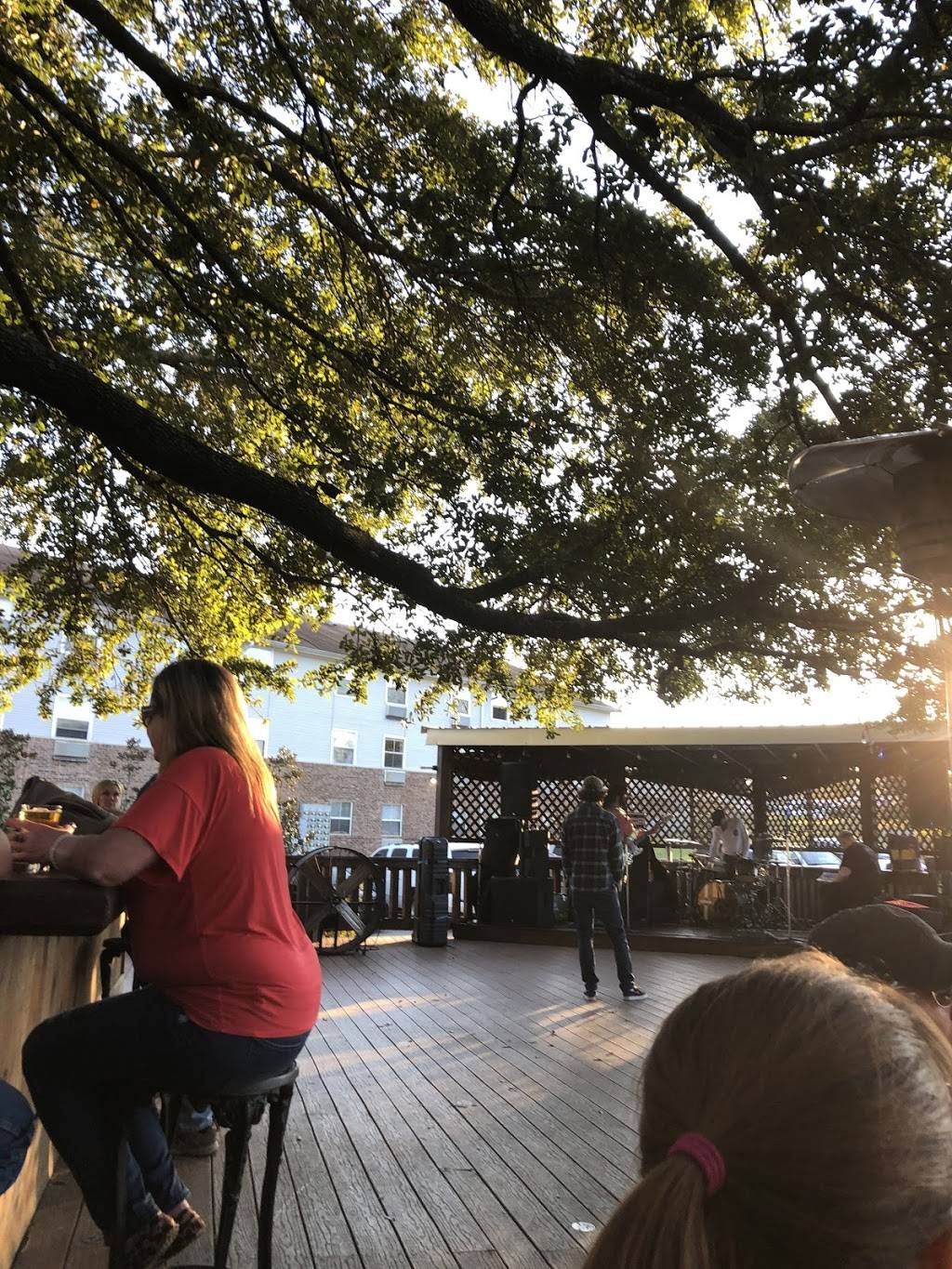 The Francis Smokehouse & Specialty Meats | restaurant | 6779 US-61, St Francisville, LA 70775, USA | 2252455046 OR +1 225-245-5046