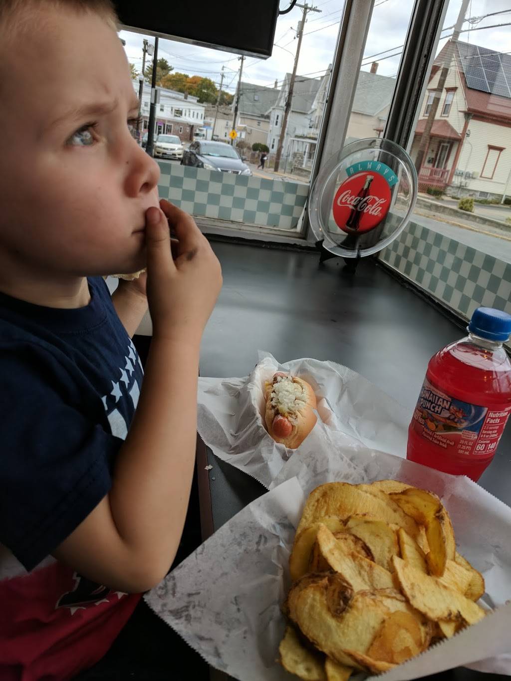 Mr Gs Hot Dog Connection | restaurant | 400 Bay St, Taunton, MA 02780, USA | 7744097962 OR +1 774-409-7962