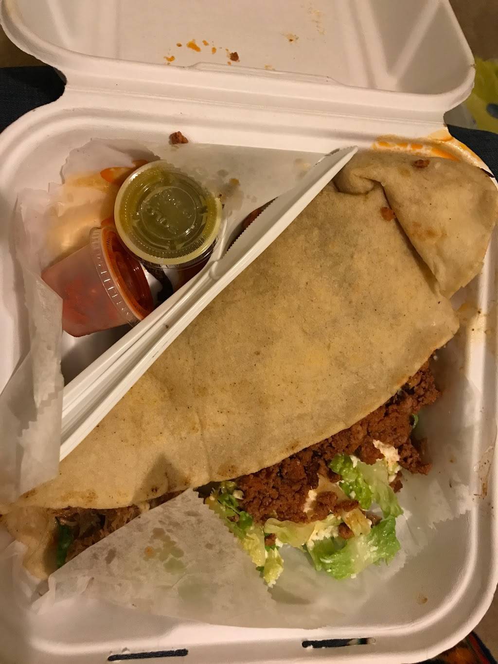 Los Tres Reyes | restaurant | 5403 Kenilworth Ave, Riverdale, MD 20737, USA | 3017796060 OR +1 301-779-6060