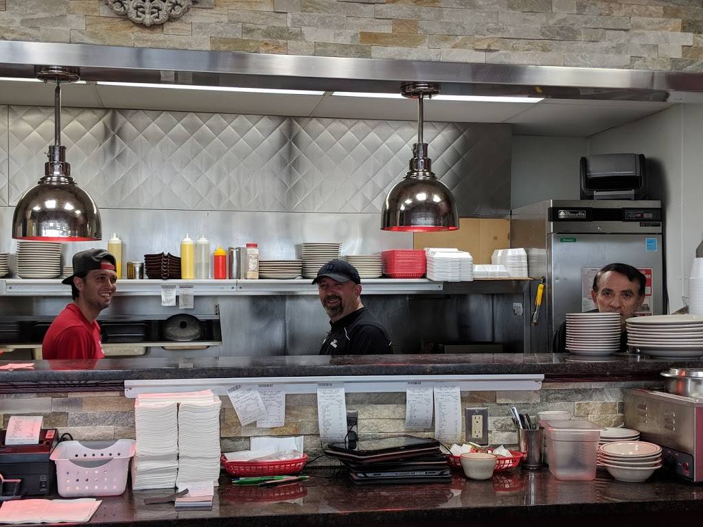 Hilltop Coney Diner | restaurant | 3783 S Van Dyke Rd, Marlette, MI 48453, USA | 9896357870 OR +1 989-635-7870