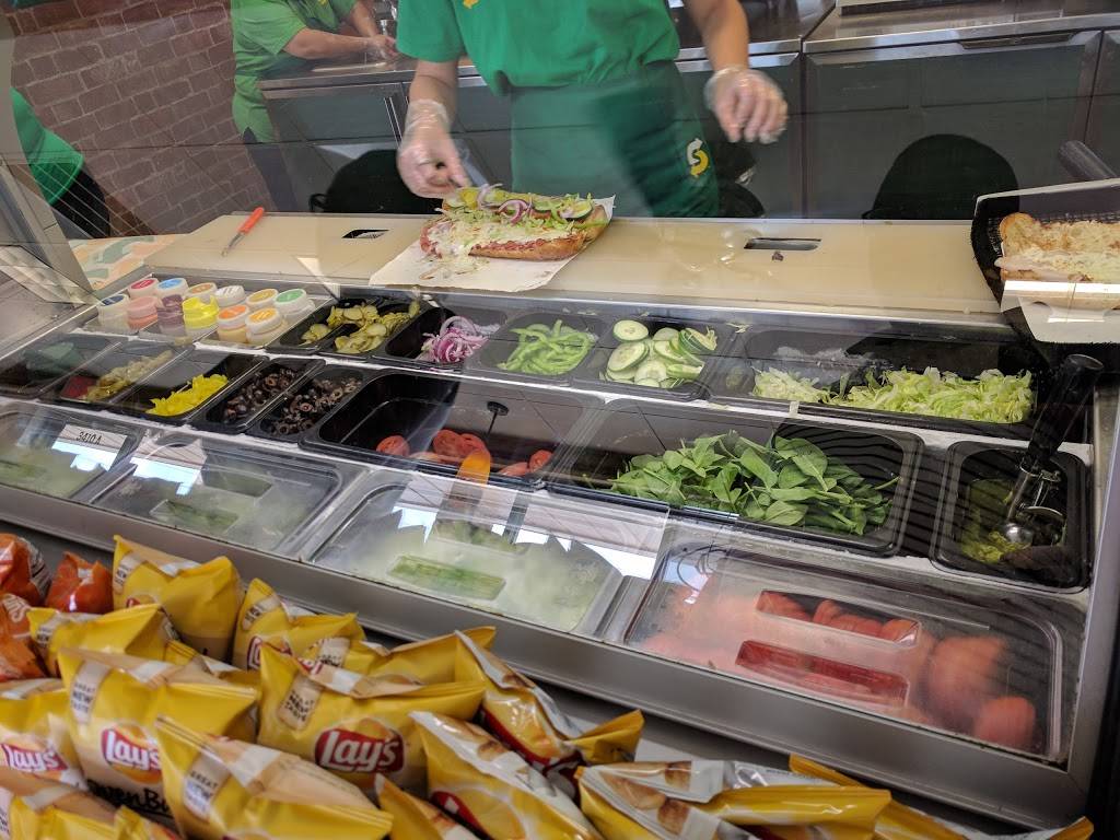 Subway | restaurant | 3410 John Stockbauer Dr, Victoria, TX 77901, USA | 3615707827 OR +1 361-570-7827