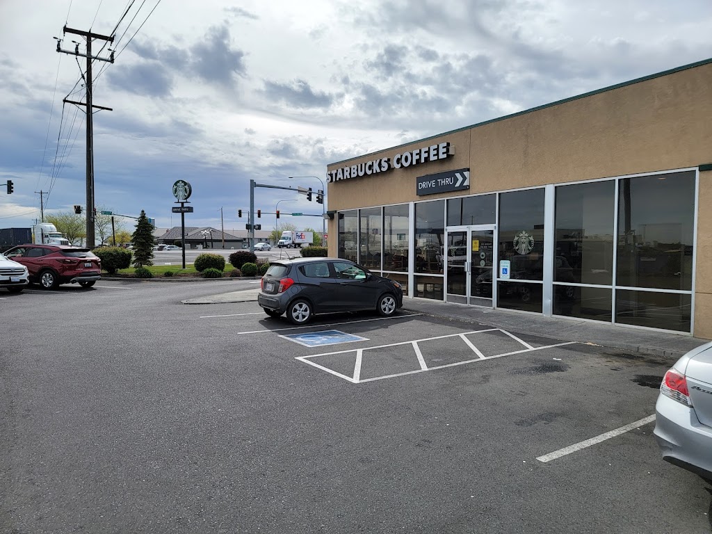 Starbucks | cafe | Freeway Ctr, 1790 Kittleson Rd NE, Moses Lake, WA 98837, USA | 5097644740 OR +1 509-764-4740