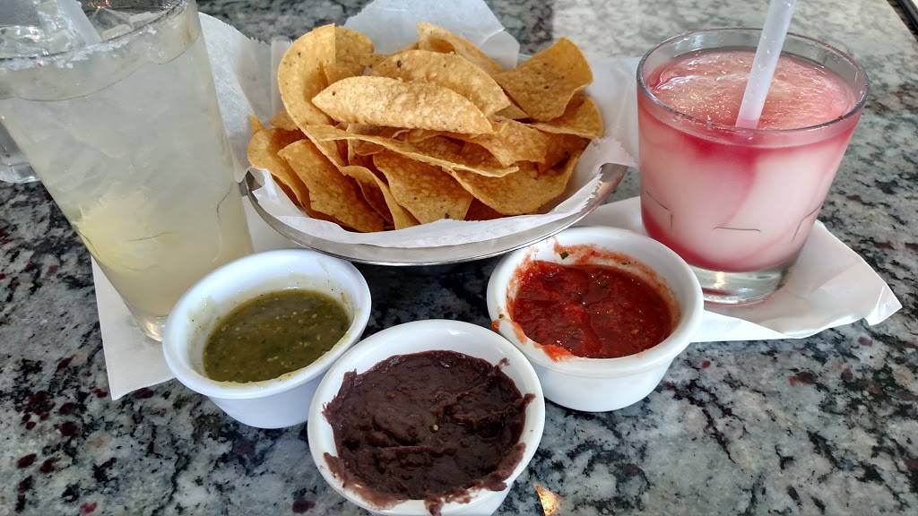 Mi Camino Restaurante | restaurant | 3830 W Northwest Hwy #300, Dallas, TX 75220, USA | 2148880055 OR +1 214-888-0055