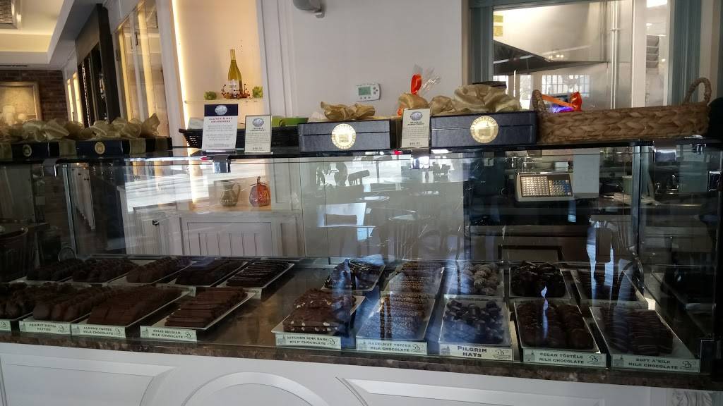 Bridgewater Village Store & Bistro | cafe | 27 Main St S, Bridgewater, CT 06752, USA | 8603542863 OR +1 860-354-2863