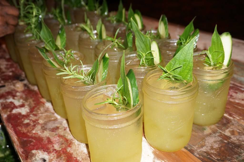 Bistro Ten Zero One | restaurant | 1001 Okeechobee Blvd, West Palm Beach, FL 33401, USA | 5618331234 OR +1 561-833-1234