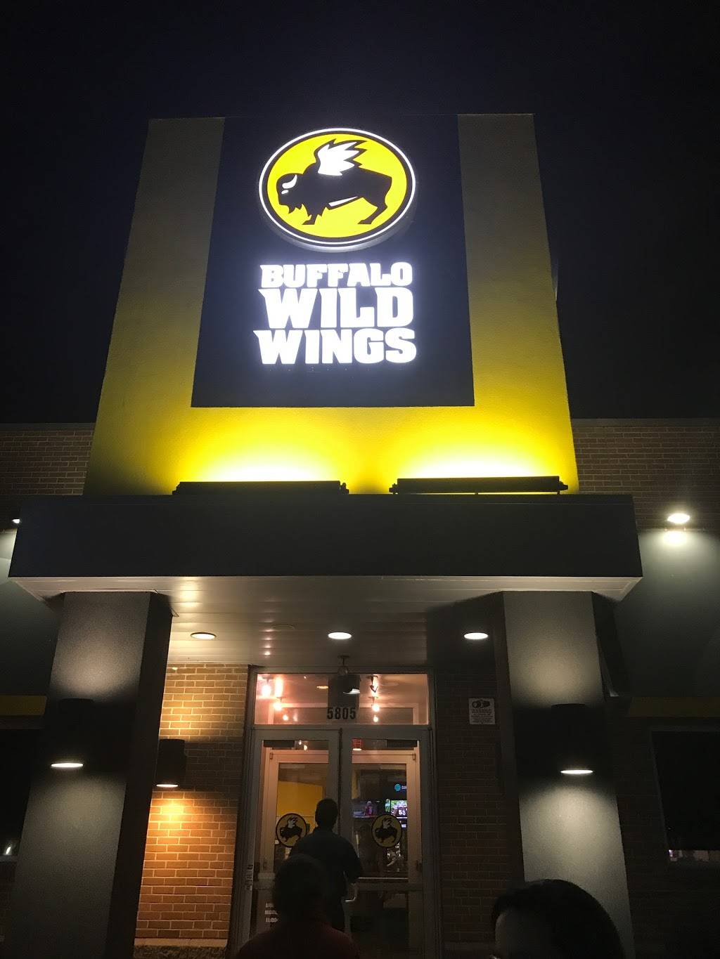 Buffalo Wild Wings | restaurant | 5805 Hwy 6 N, Houston, TX 77084, USA | 2812009464 OR +1 281-200-9464