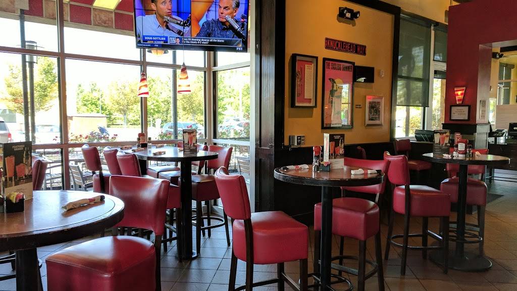 TGI Fridays | restaurant | 3670 Camp Creek Pkwy, Atlanta, GA 30331, USA | 4043444180 OR +1 404-344-4180