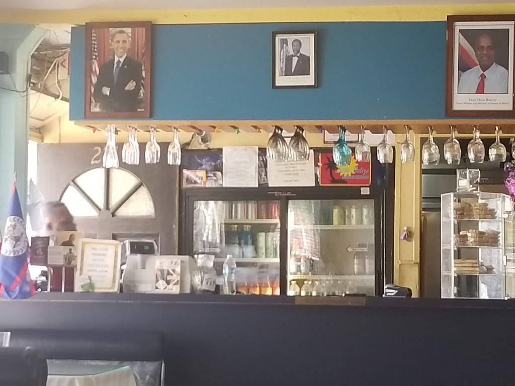 Little Belize | restaurant | 217 E Nutwood St, Inglewood, CA 90301, USA | 3106740696 OR +1 310-674-0696