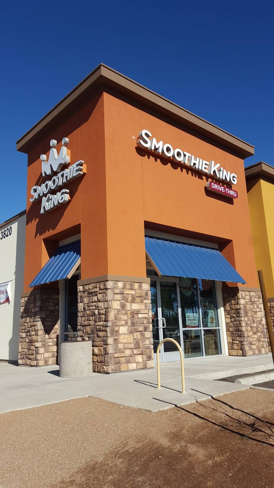 Smoothie King | meal delivery | 3820 W River Rd, Tucson, AZ 85741, USA | 5207976547 OR +1 520-797-6547