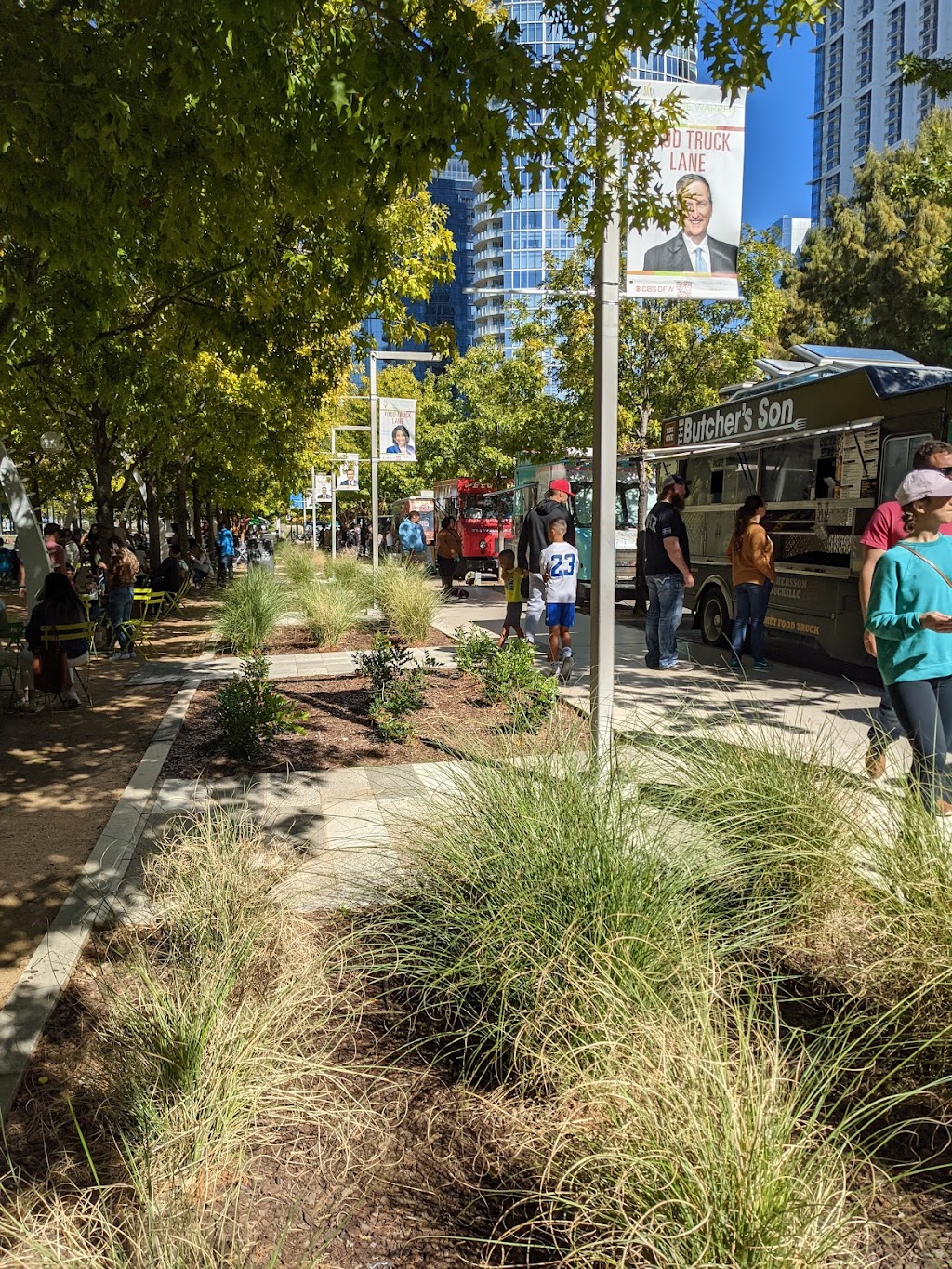 Abes Flavor Flave | meal takeaway | 2012 Woodall Rodgers Fwy, Dallas, TX 75201, USA | 9727629639 OR +1 972-762-9639