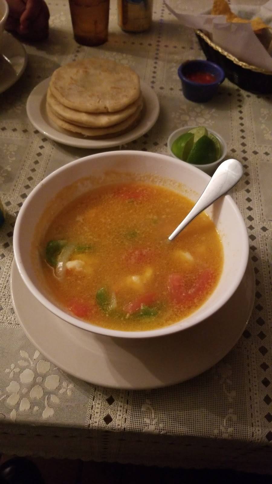 La Paz Restaurant | restaurant | 5900 Columbia Pike, Falls Church, VA 22041, USA | 7033795100 OR +1 703-379-5100