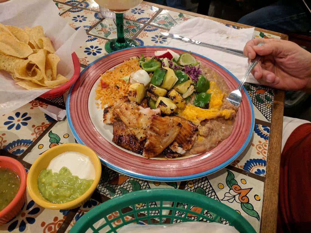 Rancho de Tia Rosa | restaurant | 891 N Higley Rd, Gilbert, AZ 85234, USA | 4803968787 OR +1 480-396-8787