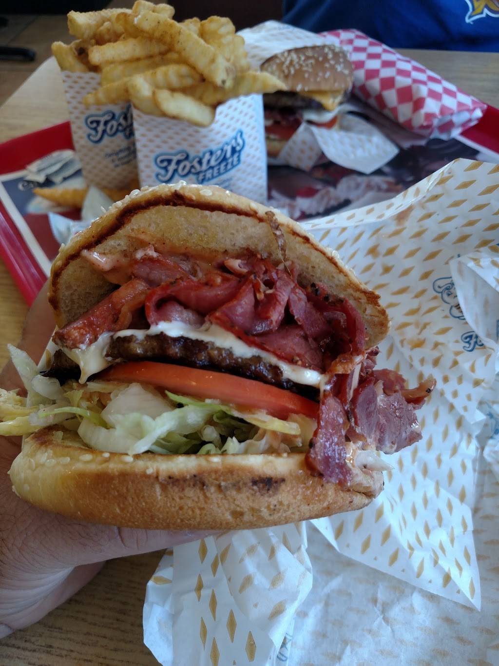 Fosters Freeze | restaurant | 3619 Stockdale Hwy, Bakersfield, CA 93309, USA | 6618326622 OR +1 661-832-6622