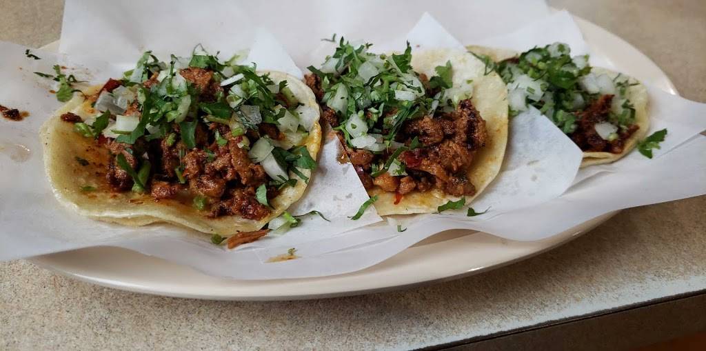 Los Comales Aurora | restaurant | 830 N Farnsworth Ave, Aurora, IL 60505, USA | 6308206988 OR +1 630-820-6988