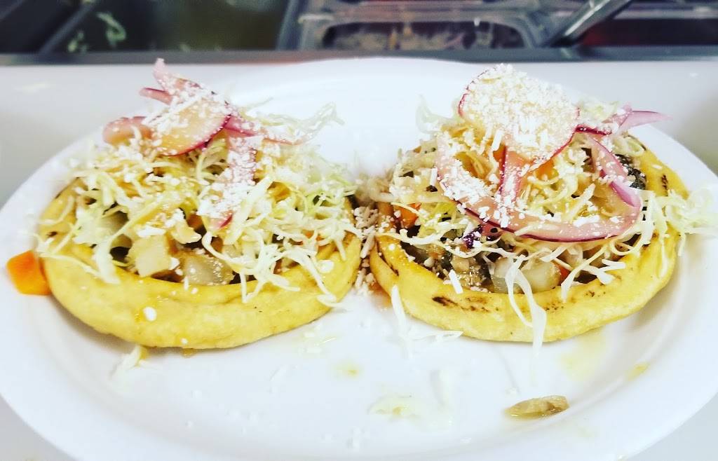 Antojitos Los Cuates | restaurant | 2323 Rosecrans Ave, Compton, CA 90221, USA | 5624699944 OR +1 562-469-9944