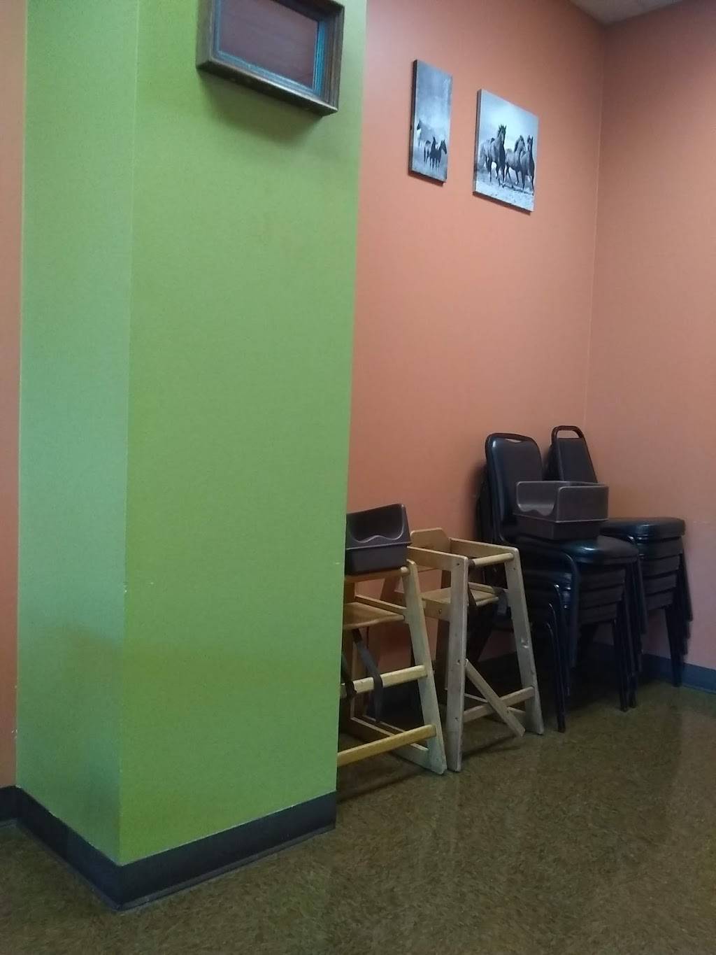 Enmas Taco House | restaurant | 5282 Medical Dr #115, San Antonio, TX 78229, USA | 2107338037 OR +1 210-733-8037