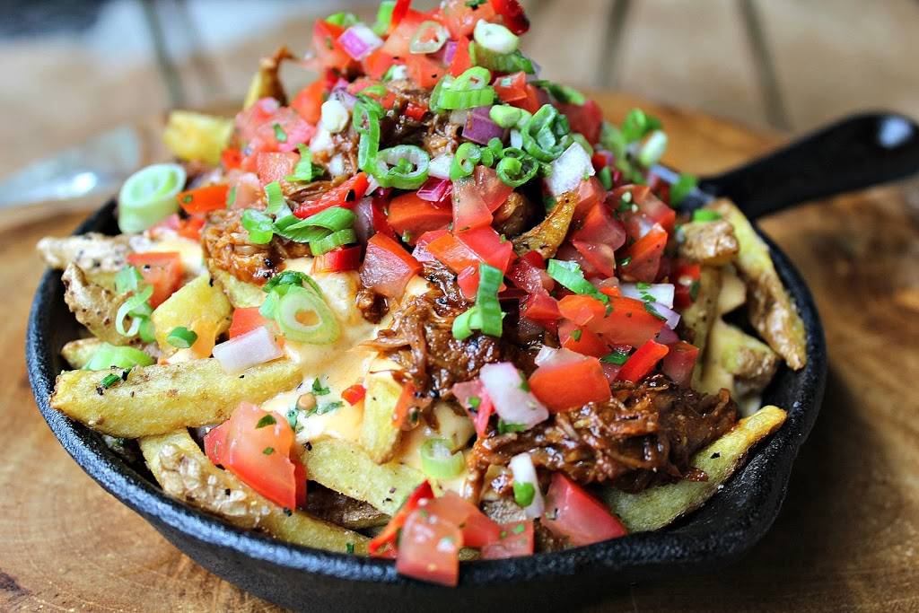 Rhyme or Reason | restaurant | 1938 W Division St, Chicago, IL 60622, USA | 7736878240 OR +1 773-687-8240