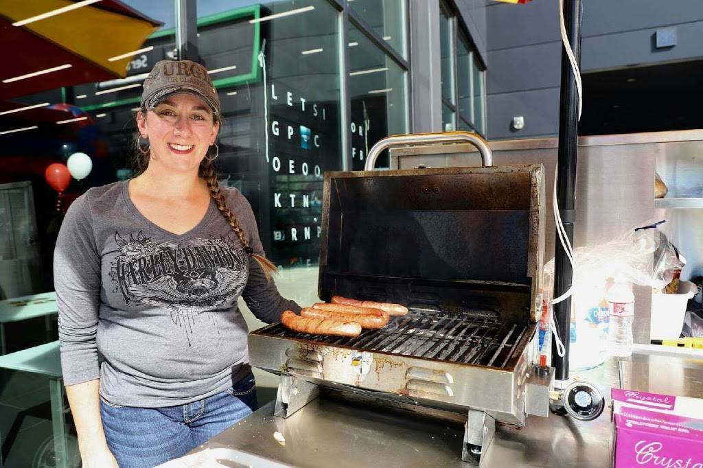 Divine Dogs | meal takeaway | 26119 Interstate 45 N #101, The Woodlands, TX 77380, USA | 7142049657 OR +1 714-204-9657