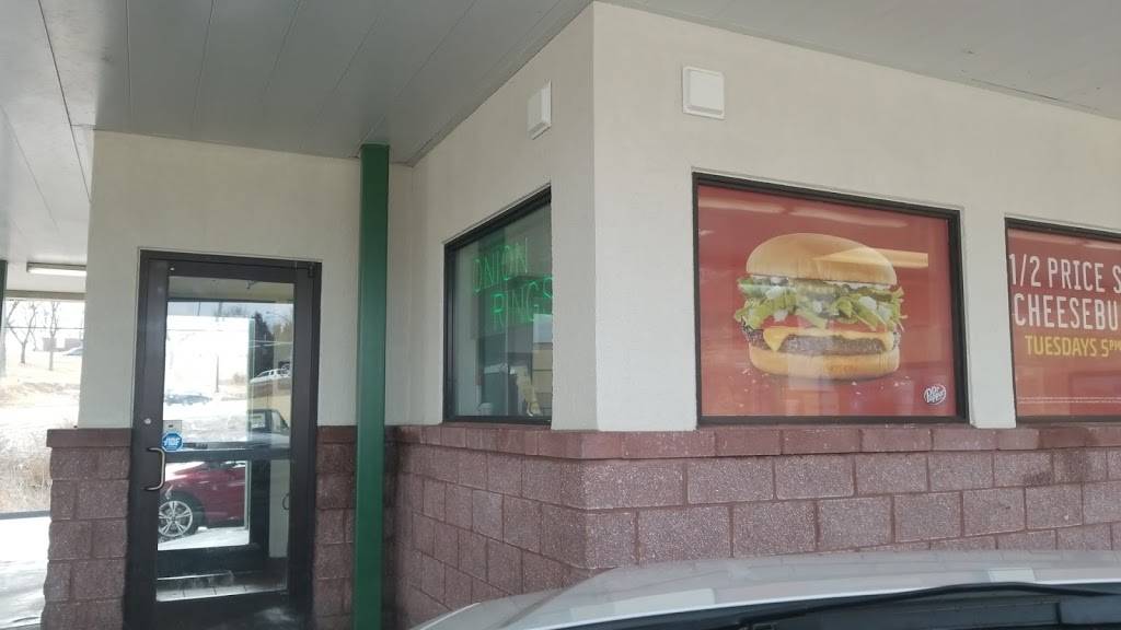 Sonic Drive-In | restaurant | 12872 MO-21, De Soto, MO 63020, USA | 6365866645 OR +1 636-586-6645