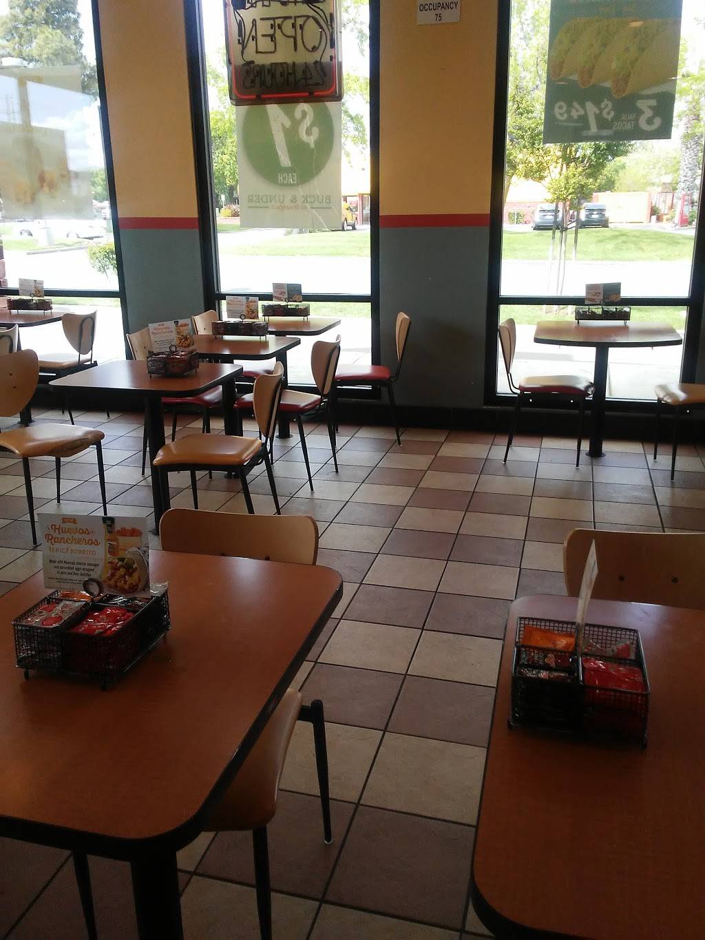 Del Taco | meal takeaway | 151 Peabody Rd, Vacaville, CA 95687, USA | 7074558564 OR +1 707-455-8564