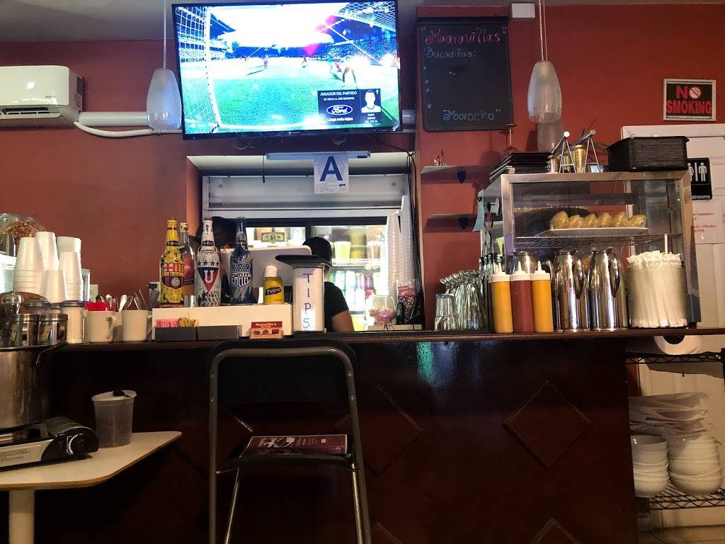 Maravillas Bar & Grill | restaurant | 254 Sound View Ave, Bronx, NY 10473, USA | 7186187440 OR +1 718-618-7440