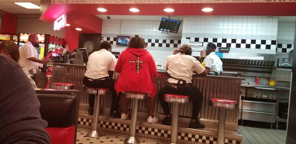 Steak n Shake | restaurant | 4325 W Lake Mary Blvd, Lake Mary, FL 32746, USA | 4073284200 OR +1 407-328-4200