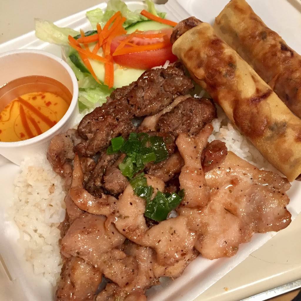 Banh Mi Viet Nam | restaurant | 8 King St, Brantford, ON N3T 3C3, Canada | 5197541819 OR +1 519-754-1819