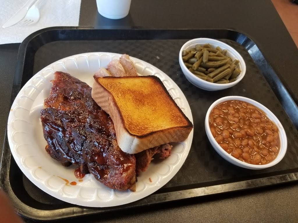 Holy Smokes BBQ | restaurant | 1862 Auburn Rd #117, Dacula, GA 30019, USA | 6788242271 OR +1 678-824-2271