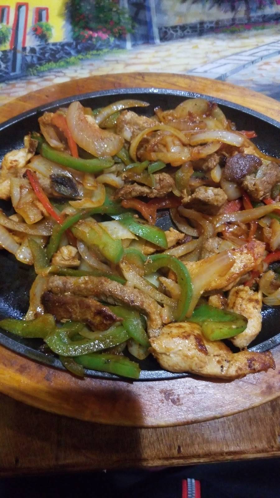 Estralitas Cafe / Carryout | bakery | 1022 Westbank Expy, Westwego, LA 70094, USA | 5043408517 OR +1 504-340-8517