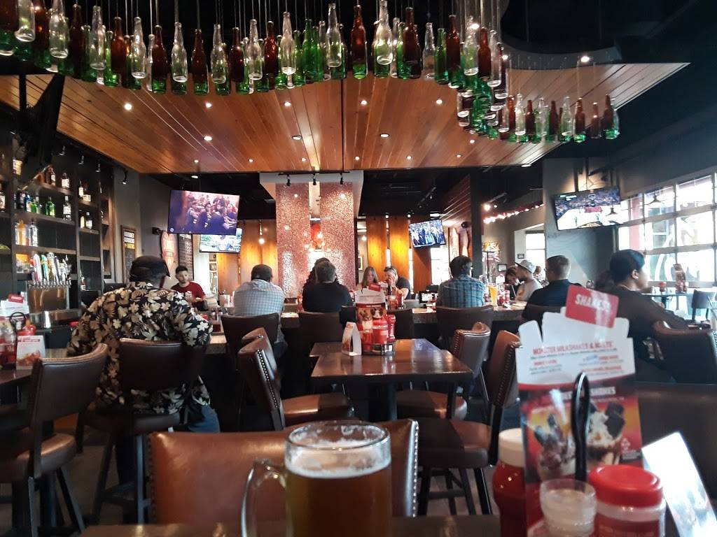 Red Robin Gourmet Burgers and Brews | restaurant | 2800 E Central Texas Expy, Killeen, TX 76543, USA | 2544498550 OR +1 254-449-8550