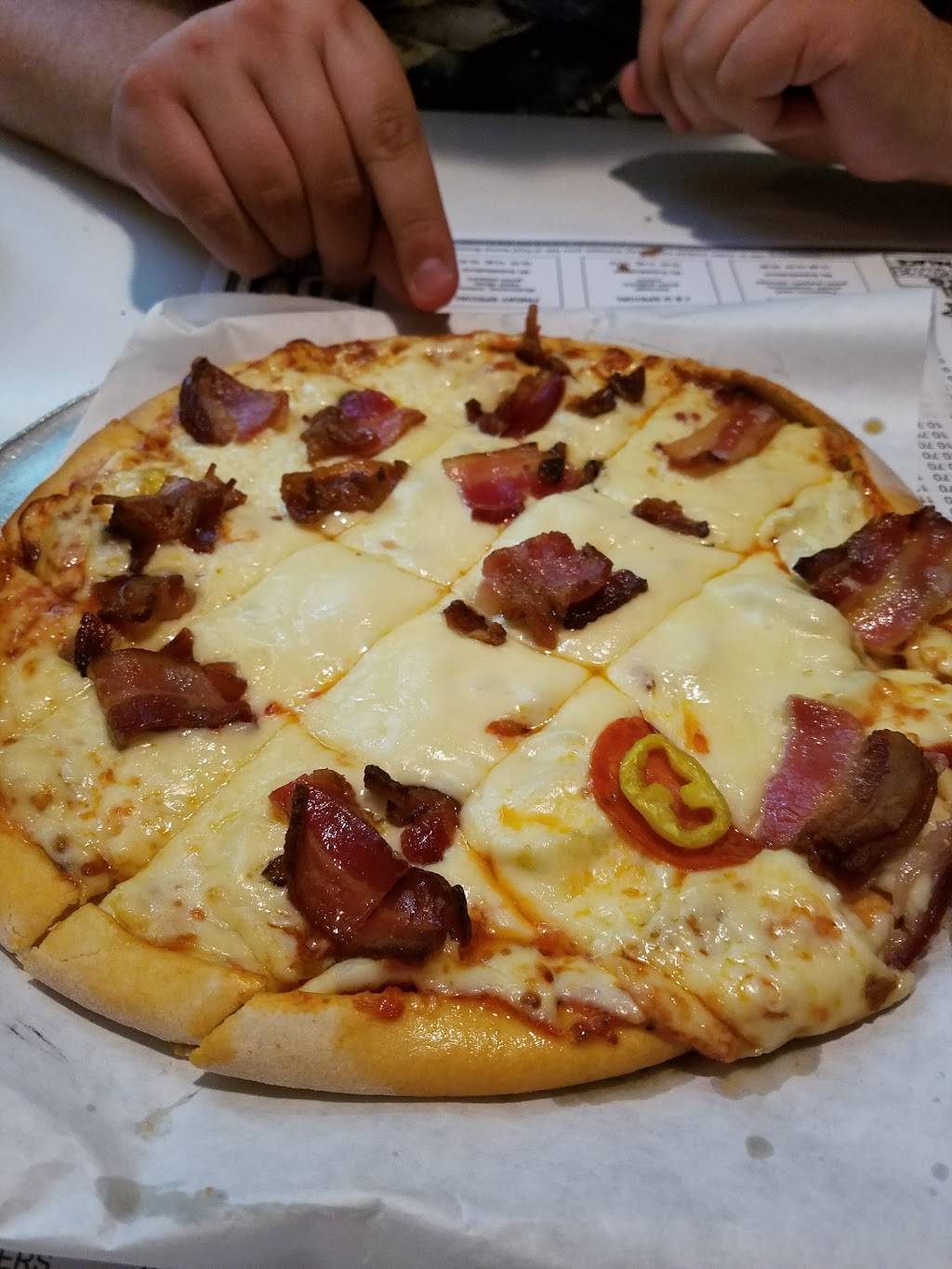 J & G Pizza Palace | restaurant | 5692 Main St, Sylvania, OH 43560, USA | 4198826061 OR +1 419-882-6061