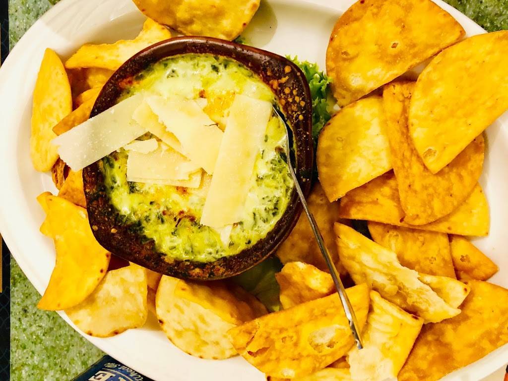 Goodfellows Restaurant | restaurant | 1359 Hoban St, Mackinac Island, MI 49757, USA | 9068470260 OR +1 906-847-0260