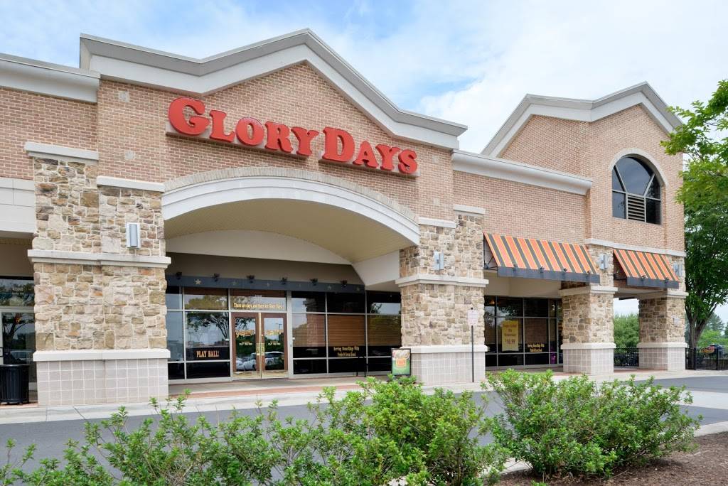 Glory Days Grill | restaurant | 42010 Village Center Plaza, Stone Ridge, VA 20105, USA | 7033278811 OR +1 703-327-8811