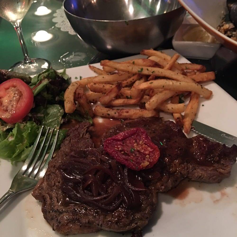 Le Comptoir | restaurant | 1902 Harrison St, Hollywood, FL 33020, USA | 7867189441 OR +1 786-718-9441