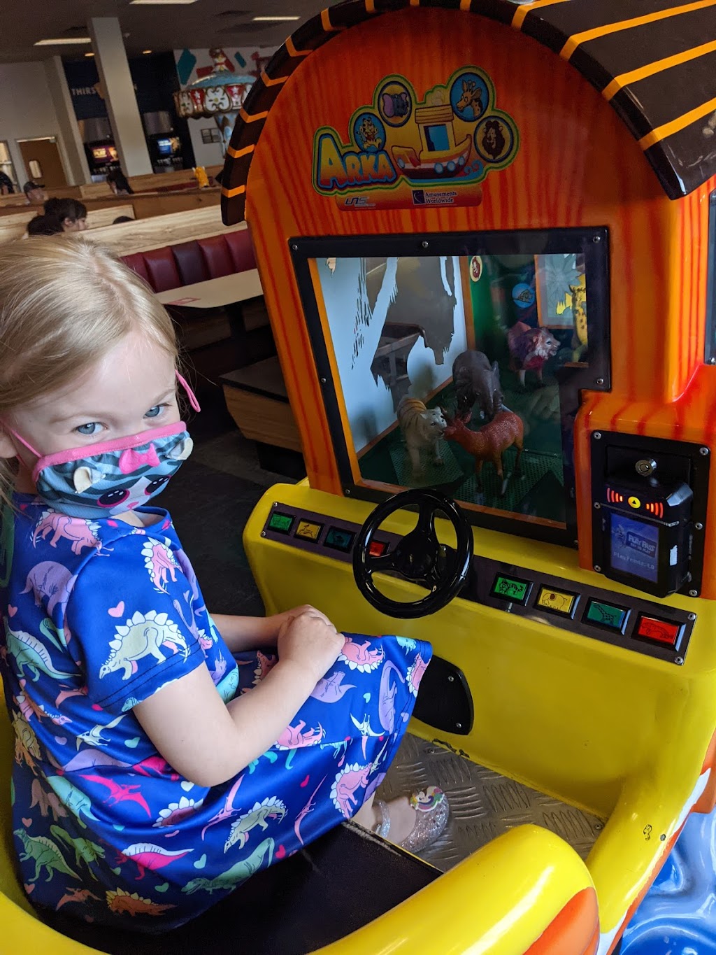 Chuck E. Cheese | restaurant | 6340 W Rio Grande Ave, Kennewick, WA 99336, USA | 5097358346 OR +1 509-735-8346