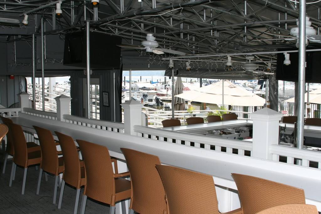 Proud Mary Waterfront Restaurant & Bar | restaurant | 13600 King Charles Terrace, Fort Washington, MD 20744, USA | 3012925521 OR +1 301-292-5521