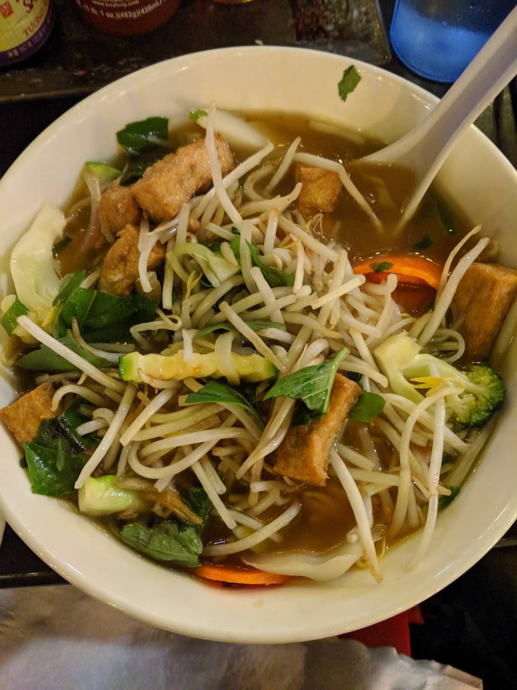 Pho Real Vietnamese Restaurant | restaurant | 440 E McCullough Dr #206, Charlotte, NC 28262, USA | 7047172500 OR +1 704-717-2500