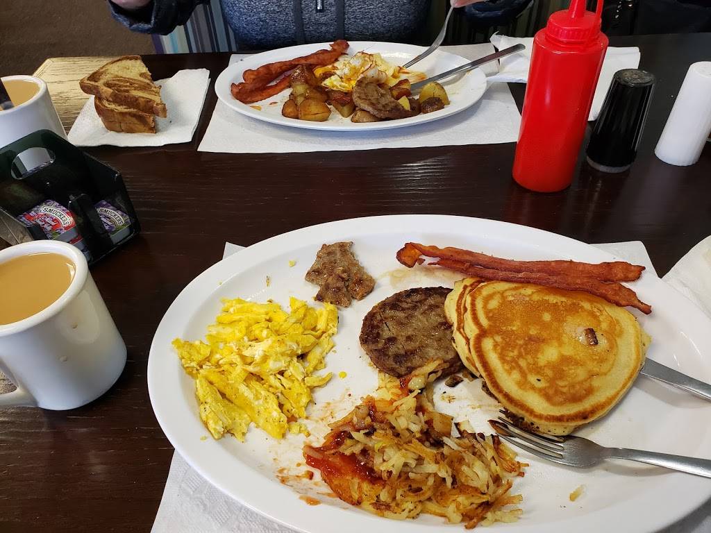 Lemmons Cafe | restaurant | 8165 State Rd 52, Hudson, FL 34667, USA | 7278576469 OR +1 727-857-6469