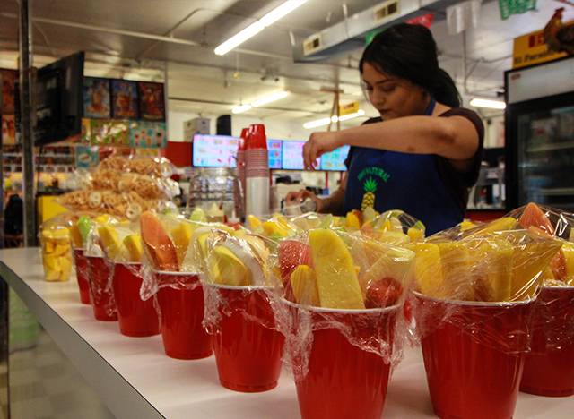 M&M Marketplace | restaurant | 346 SW Walnut St, Hillsboro, OR 97123, USA | 5038460691 OR +1 503-846-0691