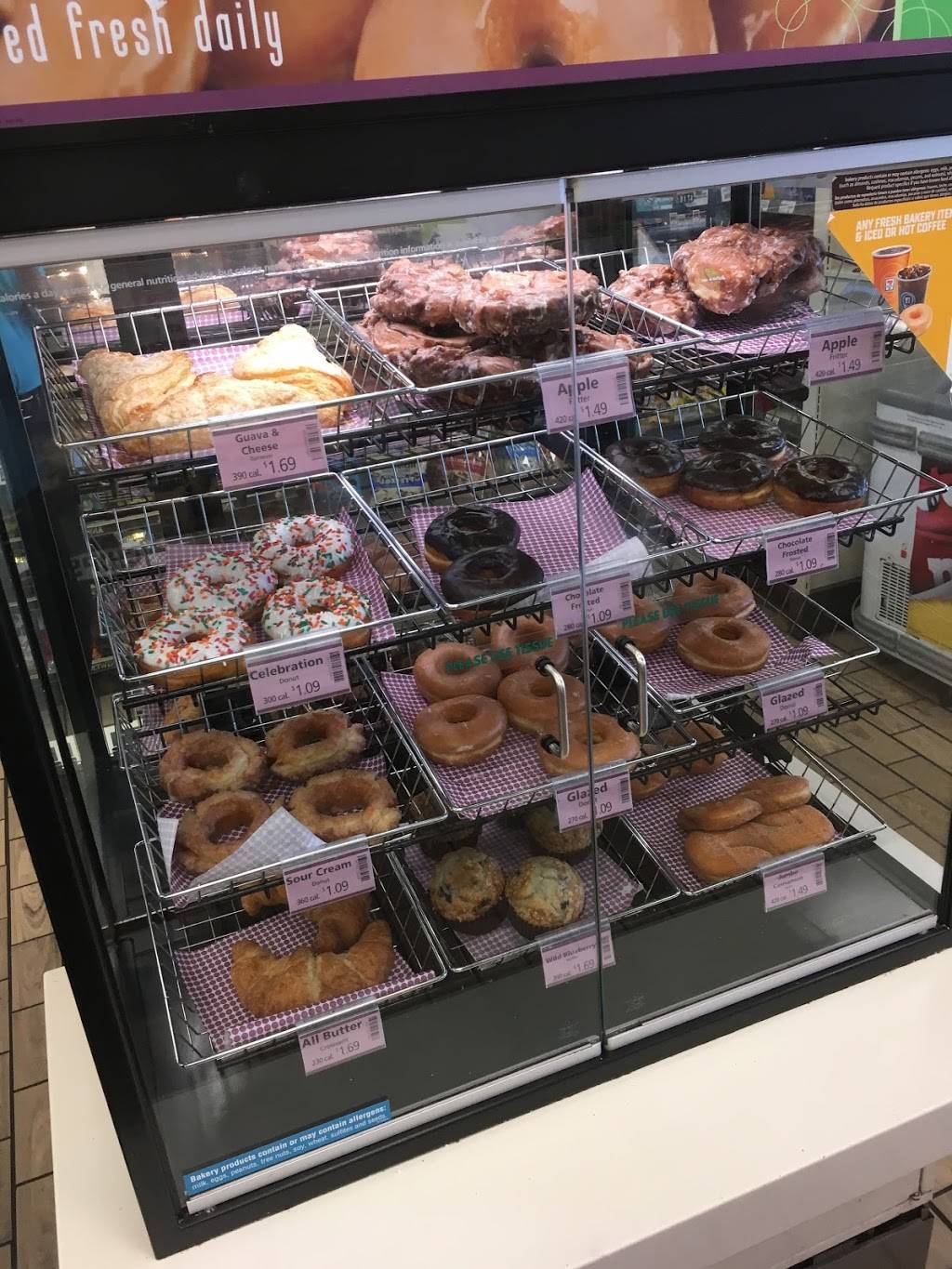 7-Eleven | bakery | 1400 Florida A1A, Vero Beach, FL 32963, USA | 7722319209 OR +1 772-231-9209