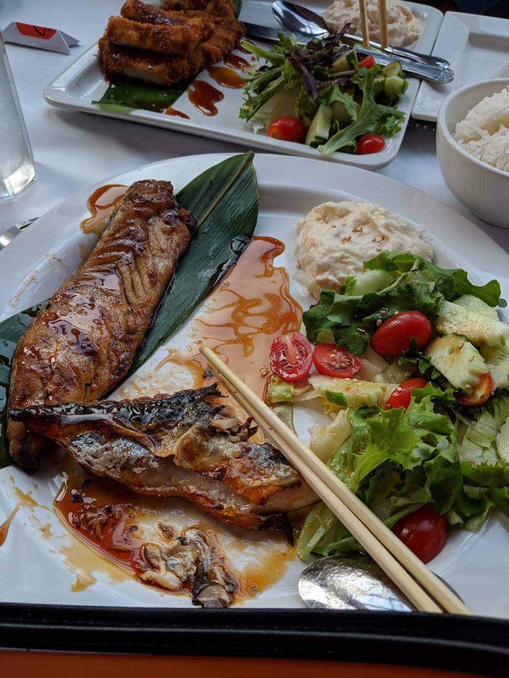 Butterfly Sushi Bar | restaurant | 1139 W Grand Ave, Chicago, IL 60642, USA | 3125635555 OR +1 312-563-5555