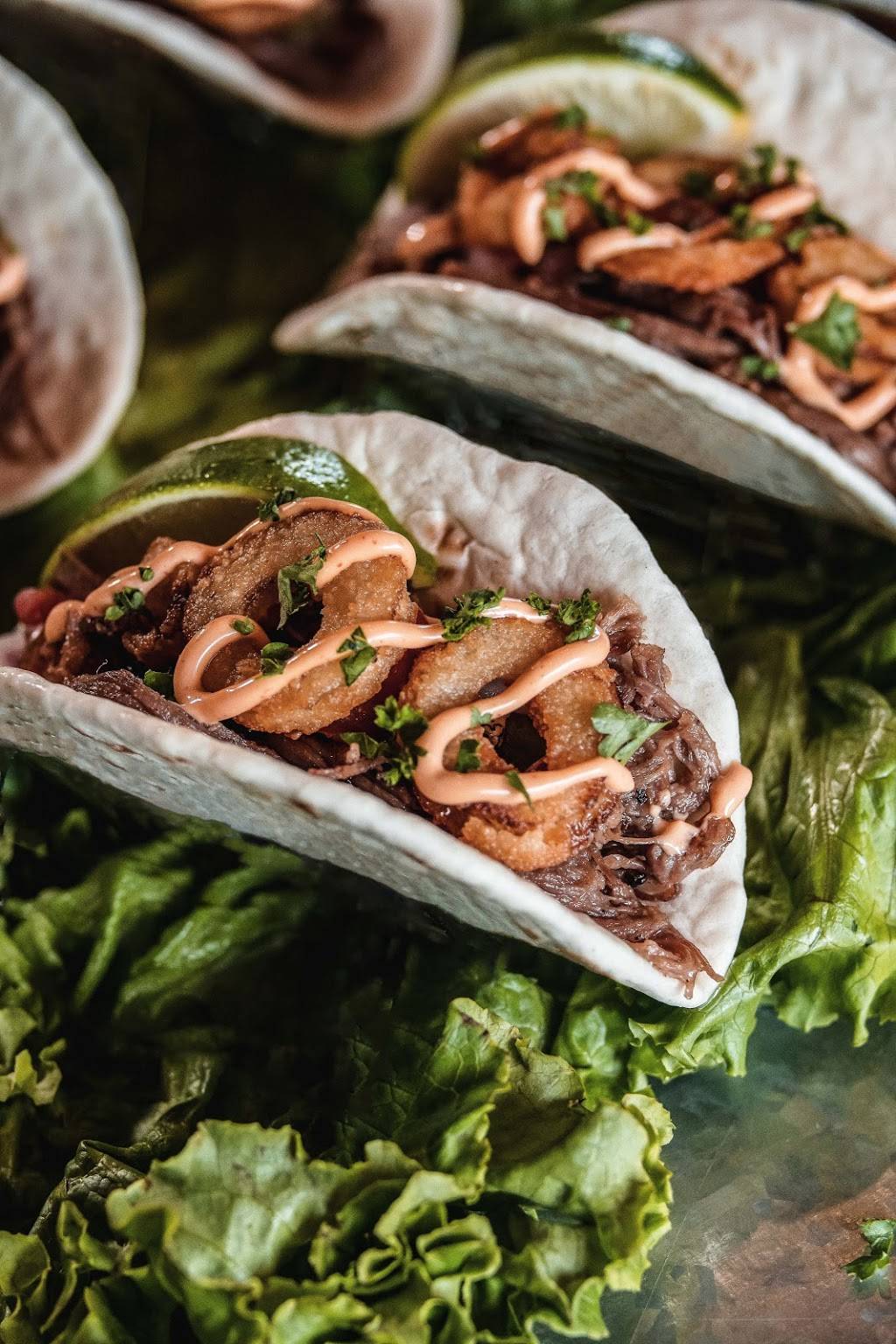 The Q & Brew at Silver Spur Resort | restaurant | 13785 State Hwy 19, Canton, TX 75103, USA | 9035678250 OR +1 903-567-8250