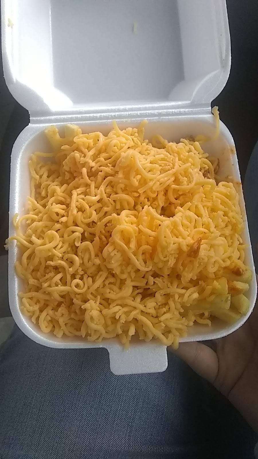 Jollys Drive-In | restaurant | 210 N Erie Hwy, Hamilton, OH 45011, USA | 5138947541 OR +1 513-894-7541