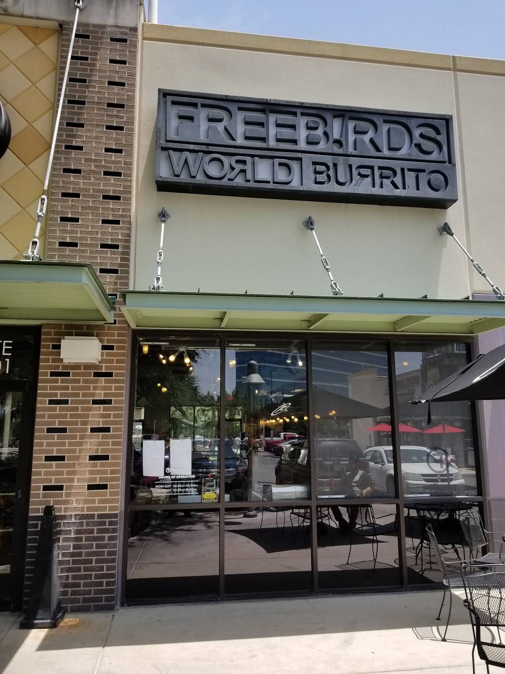 Freebirds World Burrito | restaurant | 11224 Huebner Rd #101, San Antonio, TX 78230, USA | 2108779606 OR +1 210-877-9606
