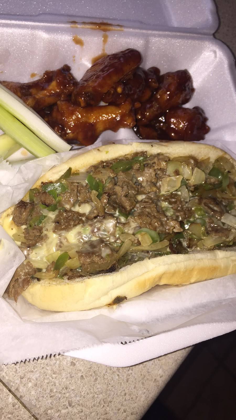 J Burger n Wings | restaurant | 1910 E Apple Ave suite e, Muskegon, MI 49442, USA | 2317476975 OR +1 231-747-6975