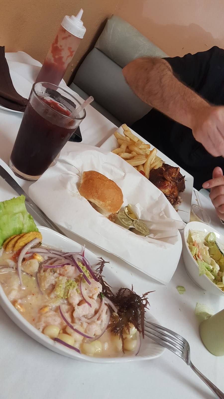 El Pollo Kri-Ollo | restaurant | 1390 W 6th St, Corona, CA 92882, USA | 9514273867 OR +1 951-427-3867